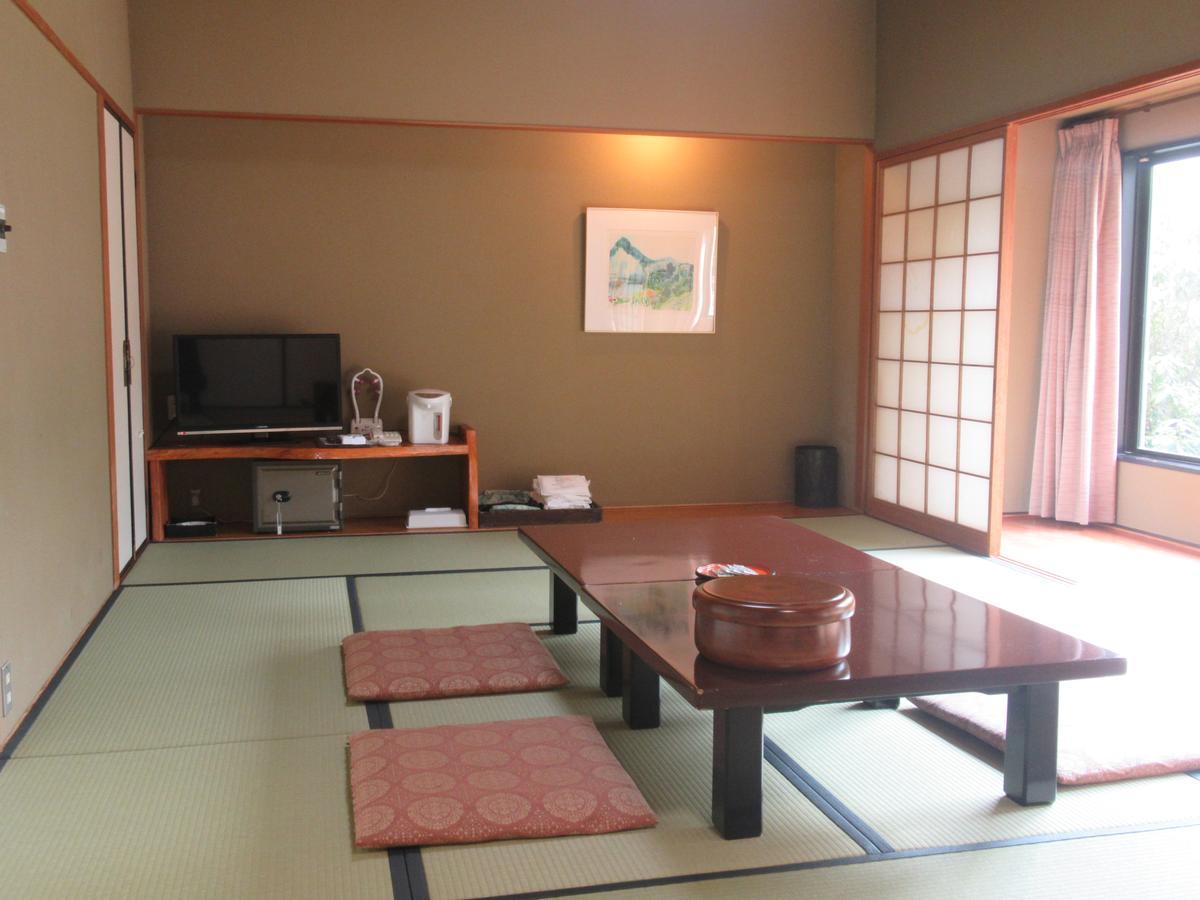 Kikuchi Kanko Hotel Buitenkant foto